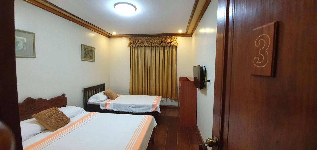 Casa Familya Hotel Batac Exterior foto