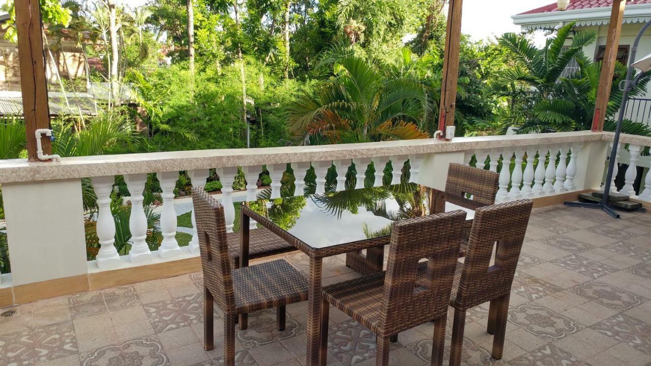 Casa Familya Hotel Batac Exterior foto
